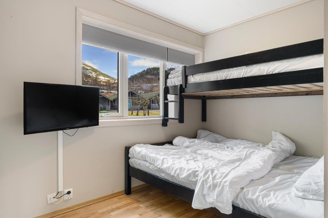 Hotel Mikkelparken Ferietun Kinsarvik Exteriér fotografie